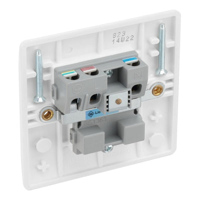 BG Nexus 13A Single Unswitched Power Socket White & 50mm Pattress Back Box