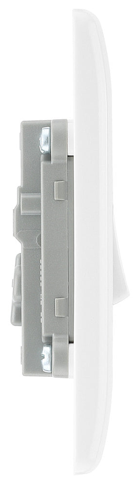 BG 813 Moulded Round Edge | White | 1 Gang 10AX Intermediate Plate Switch by British General (BG-813)