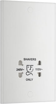 BG 940 Moulded Square Edge | White | 115-230V Dual Voltage Shaver Socket