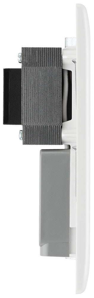 BG 820 Moulded Round Edge | White | 115-230V Dual Voltage Shaver Socket by British General (BG-820)