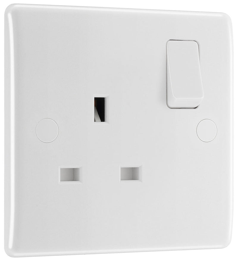 BG 821 Moulded Round Edge | White | 1 Gang 13A 1 Pole Switched Socket