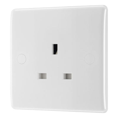 BG Nexus 13A Single Unswitched Power Socket White & 32mm Pattress Back Box