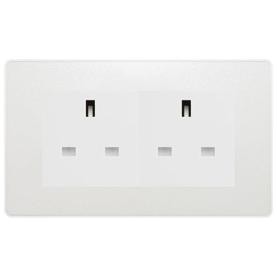 BG Evolve Pearlescent White 4 Gang 13A Unswitched Socket - PCDCL4GUSSW by British General (BG-PCDCL4GUSSW)