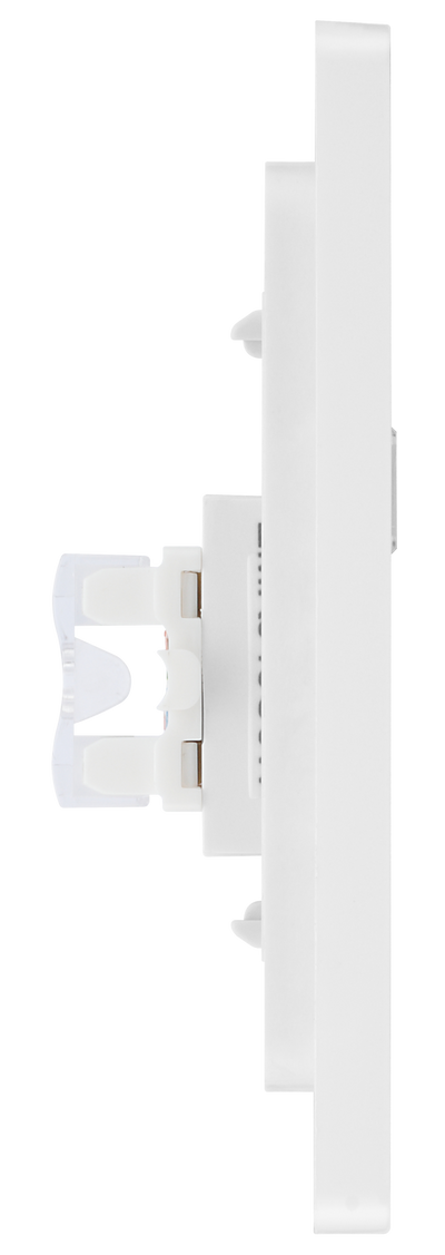 BG PCDCLRJ451W Pearlescent White Evolve RJ45 Cat6 Data Outlet