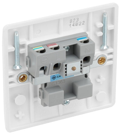 BG 823 Moulded Round Edge | White | 1 Gang 13A Unswitched Socket by British General (BG-823)