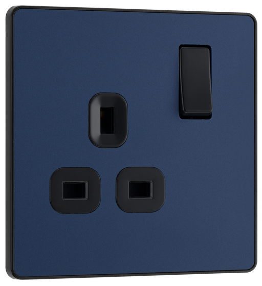 PCDDB21B Front - This Evolve Matt Blue 13A single switched socket from British General has been designed with angled in line colour coded terminals and backed out captive screws for ease of installation, and fits a 25mm back box making it an ideal retro-fit replacement for existing sockets. 