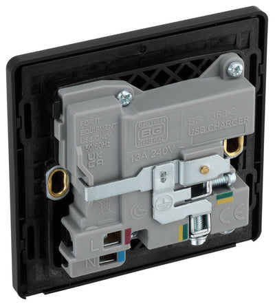 BG PCDMB21UAC18B Evolve | Matt Black - Black Insert |1 Gang 13A Single Pole 1x USB-A 1x USB-C Switched Socket by British General (BG-PCDMB21UAC18B)