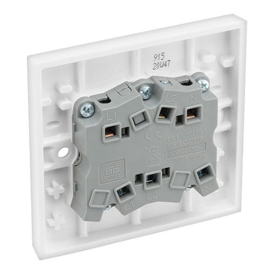 BG 915 Moulded Square Edge | White | 1 Gang 10AX 3 Pole Fan Isolator Switch by British General (BG-915)