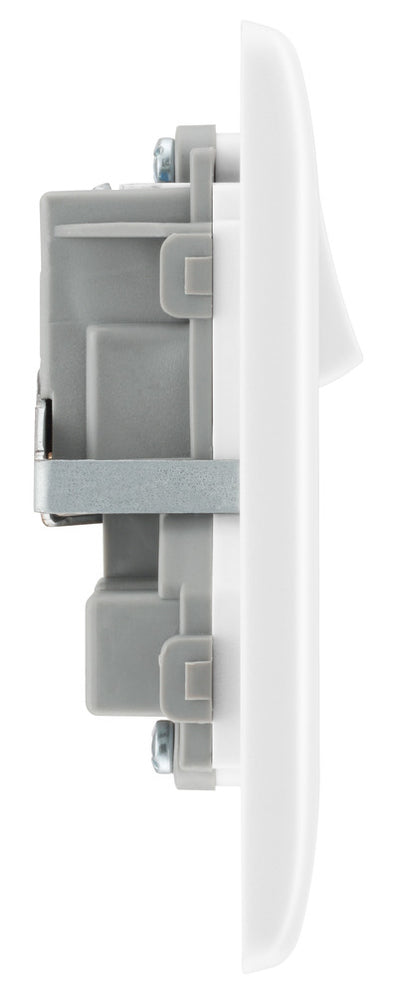 BG 822DP Moulded Round Edge | White | 13A | 2 Gang 2 Pole Switched Socket by British General (BG-822DP)