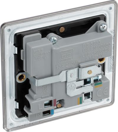 BG FBN21U2B Nexus Screwless Flat-Plate Single Switched Plug Socket 2.1A