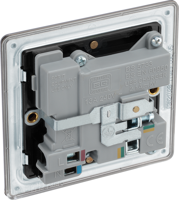 FBN21U2B Back - This completely screwless and slimline flat plate 13A single power socket from British General comes with two USB charging ports allowing you to plug in an electrical device and charge mobile devices simultaneously without having to sacrifice a power socket.