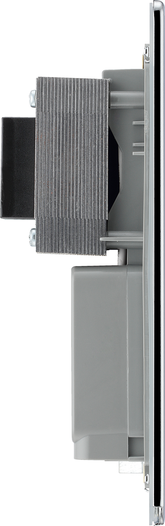 FPC20G Side - This dual voltage shaver socket from British General is suitable for use with 240V and 115V shavers and electric toothbrushes.