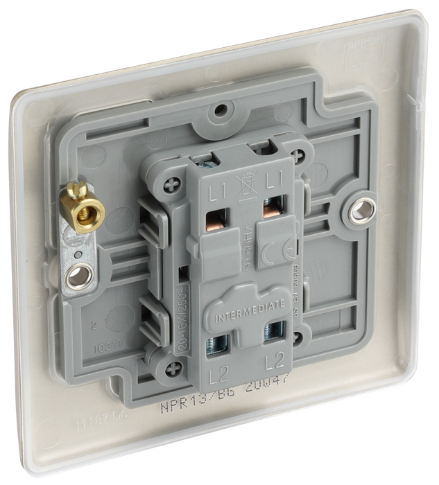 NPR13 Back - This pearl nickel finish 20A 16AX intermediate light switch from British General should be used as the middle switch when you need to operate one light from 3 different locations such as either end of a hallway and at the top of the stairs.