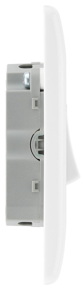BG 843 Moulded Round Edge | White | 3 Gang 10AX 2 Way Plate Switch by British General (BG-843)