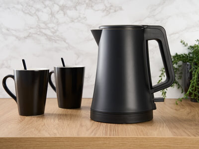0.6L Doubled Walled Kettle (SD-132) in Black - UK Plug by Corby of Windsor (Corby-27574)