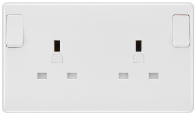 BG 822CON Moulded Round Edge | White | 13A SP Converter Switched Socket by British General (BG-822CON)