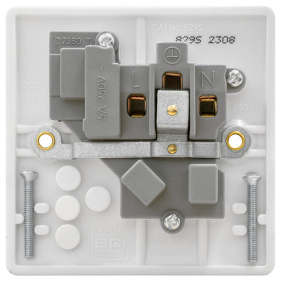 BG 829S Moulded Rounded Edge | White | 1 Gang 5A Switched Round Pin Socket by British General (BG-829S)