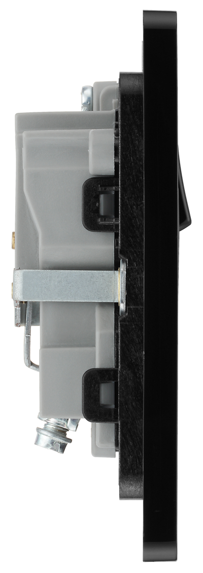 BG Evolve PCDMB21B Matt Black 1 Gang 13A Switched Socket-Black Insert