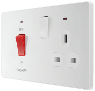 BG PCDCL70W Pearlescent White Evolve 45A 2 Pole Cooker Control Unit 13A Switched Socket - White Insert