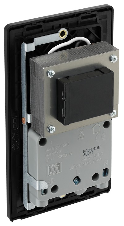 BG Evolve PCDMB20B Matt Black 115-240V Dual Voltage Socket-Black Insert