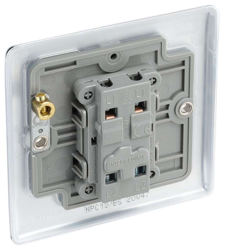 NPC13 Back - This polished chrome finish 20A 16AX intermediate light switch from British General should be used as the middle switch when you need to operate one light from 3 different locations such as either end of a hallway and at the top of the stairs.