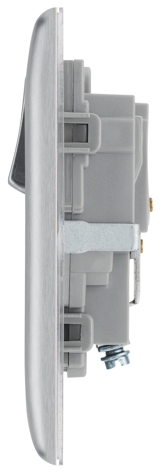 NBS21G Side - This brushed steel finish 13A single switched socket from British General has a sleek and slim profile with softly rounded edges, anti-fingerprint lacquer and no visible plastic around the switch for a luxurious finish.