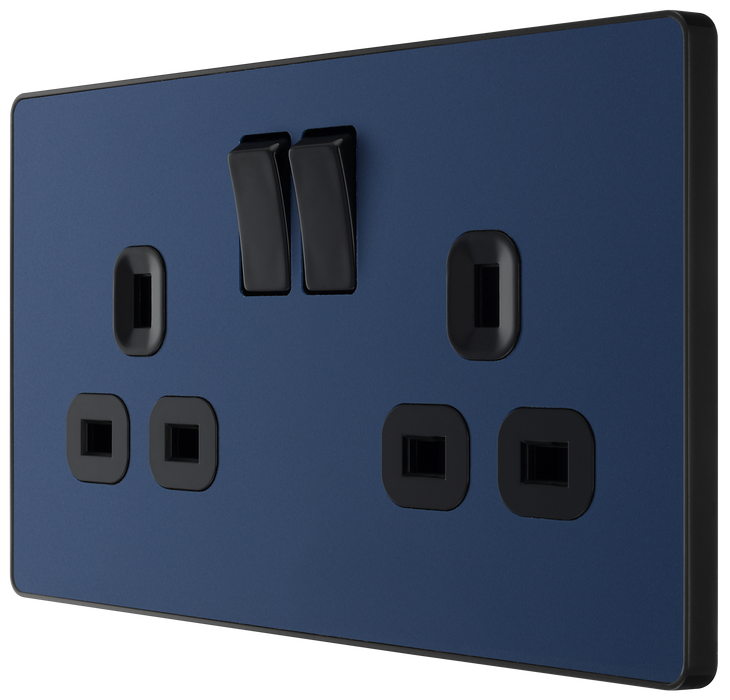 PCDDB22B Side - This Evolve Matt Blue 13A double switched socket from British General has been designed with angled in line colour coded terminals and backed out captive screws for ease of installation, and fits a 25mm back box making it an ideal retro-fit replacement for existing sockets.