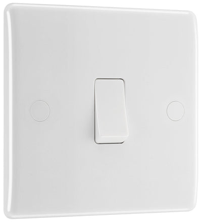 BG 811 Moulded Round Edge | White | 1 Gang 10AX 1 Way Plate Switch