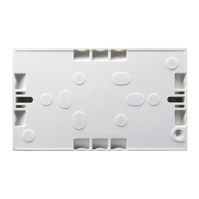 BG 906 Moulded Square Edge | White | 10 Way Connection Unit