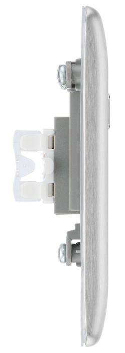NBSRJ451 Side - This RJ45 ethernet socket from British General uses an IDC terminal connection and is ideal for home and office providing a networking outlet with ID window for identification.