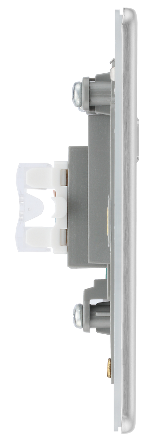 FBSRJ451 Side - This RJ45 ethernet socket from British General uses an IDC terminal connection and is ideal for home and office providing a networking outlet with ID window for identification. 