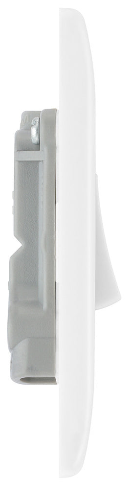 BG 847 Moulded Round Edge | White | 1 Gang 10A 2 Way Architrave Switch by British General (BG-847)