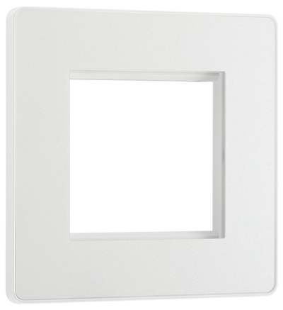 BG PCDCLEMS2W Pearlescent White Evolve 2 Euro Module Front Plate - White Insert