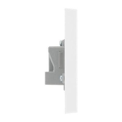 BG 929 Moulded Square Edge | White | 1 Gang 5A Unswitched Round Pin Socket by British General (BG-929)