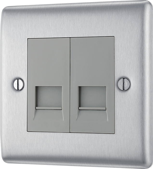 NBSBTM2 Front - This double master telephone socket from British General uses a screw terminal connection and should be used where your telephone line enters your property.