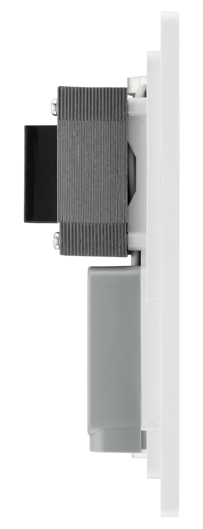 BG PCDBS20W Brushed Steel Evolve 115-240V Dual Voltage Shaver Socket - White Insert