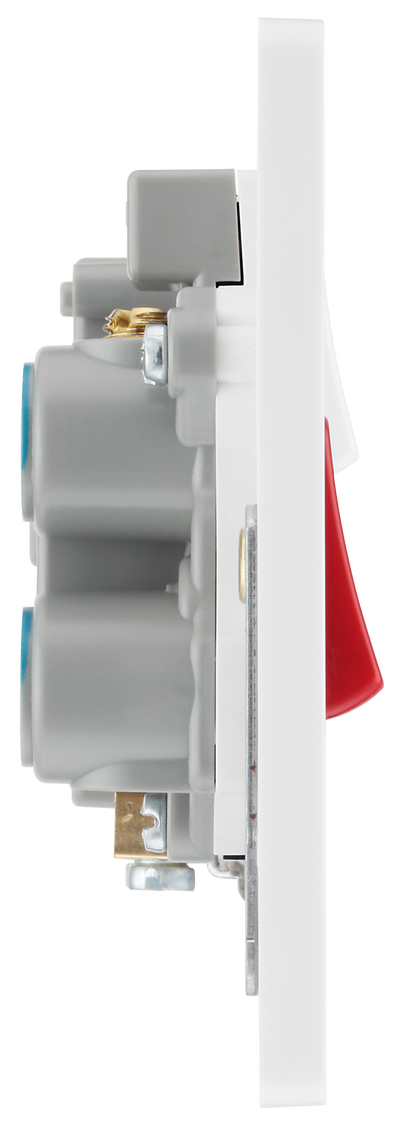BG PCDCL70W Pearlescent White Evolve 45A 2 Pole Cooker Control Unit 13A Switched Socket - White Insert