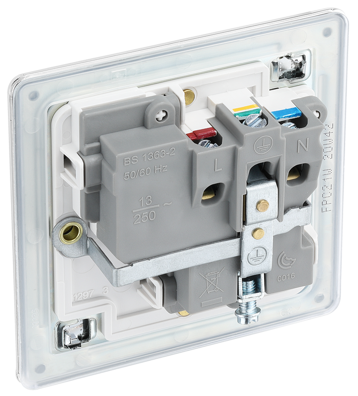 FPC21W Back - This Screwless Flat plate polished chrome finish 13A single switched socket from British General has a sleek flat profile that clips on and off for a screwless premium finish with no visible plastic around the switch.