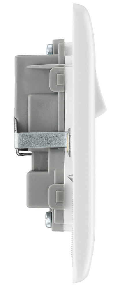 BG 826 Moulded Round Edge | White | 2 Gang 13A 1 Pole Neon Switched Socket by British General (BG-826)