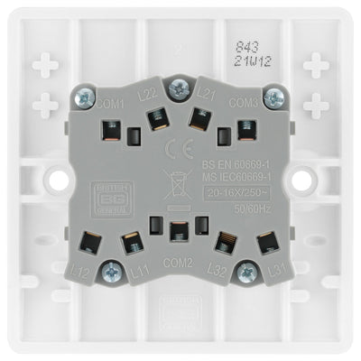 BG 843 Moulded Round Edge | White | 3 Gang 10AX 2 Way Plate Switch by British General (BG-843)