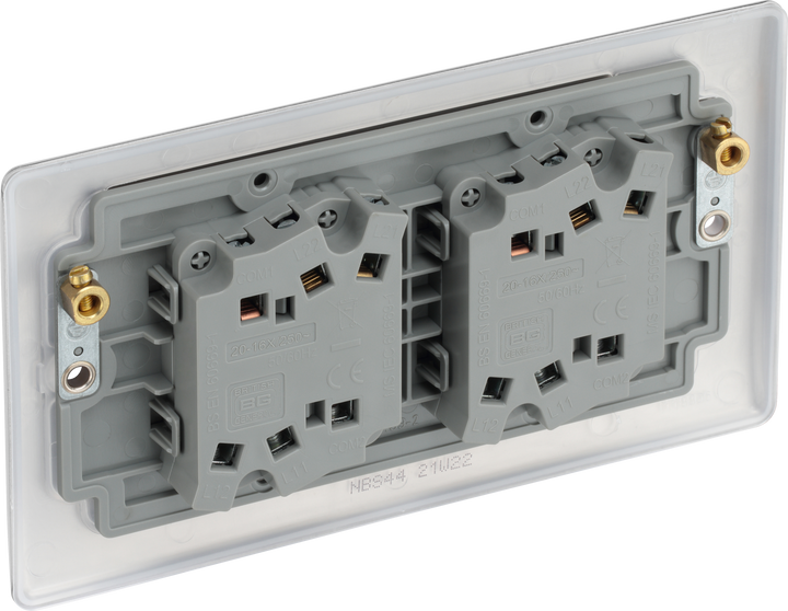 NBS44 Back - This brushed steel finish 20A 16AX quadruple light switch from British General can operate 4 different lights whilst the 2 way switching allows a second switch to be added to the circuit to operate the same light from another location (e.g. at the top and bottom of the stairs).