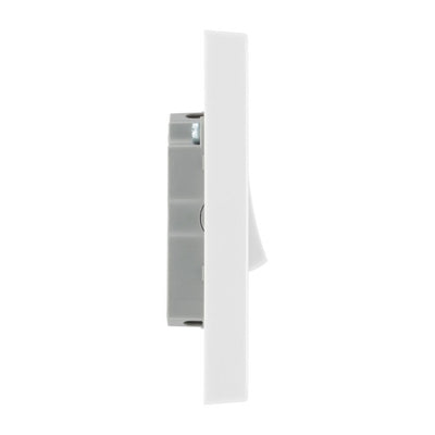 BG 946 Moulded Square Edge | White | 6 Gang 10AX 2 Way Plate Switch by British General (BG-946)