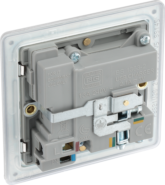 FBS21U2G Back - This completely screwless and slimline flat plate 13A single power socket from British General comes with two USB charging ports allowing you to plug in an electrical device and charge mobile devices simultaneously without having to sacrifice a power socket.