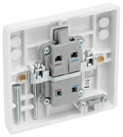 BG 832 Moulded Round Edge | White | 1 Gang 20A 2 Pole Flex Outlet Switch by British General (BG-832)